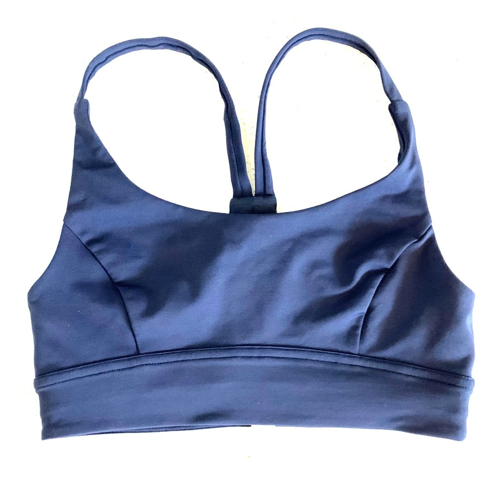 NWOT- Lululemon flow bra